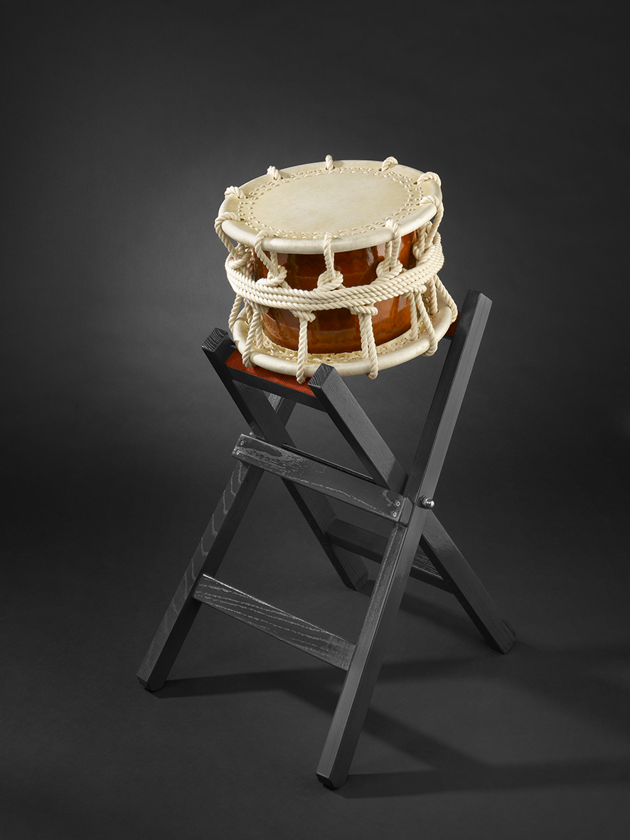 Shime-Daiko rope (550€) Ø37cm with woodenstand (170€)